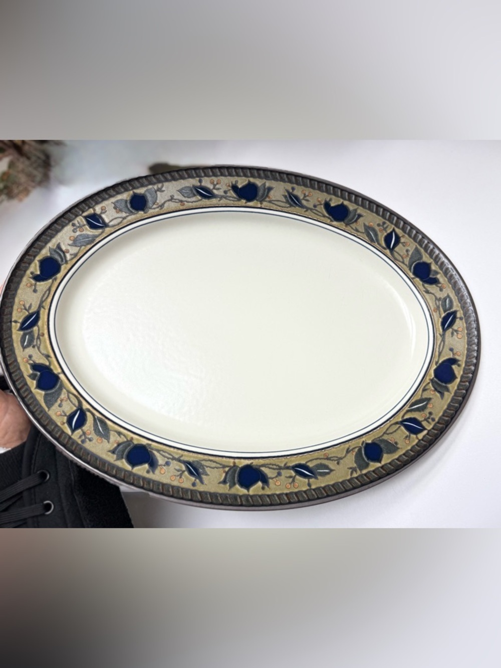 Mikasa 15” Platter Intaglio Arabella (Blue Tulips), Stoneware Oval 15” x 11.5